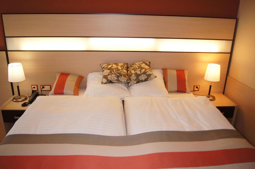 Hotel Lacotel Avenches Rom bilde